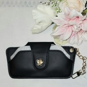Black Eyeglass Case